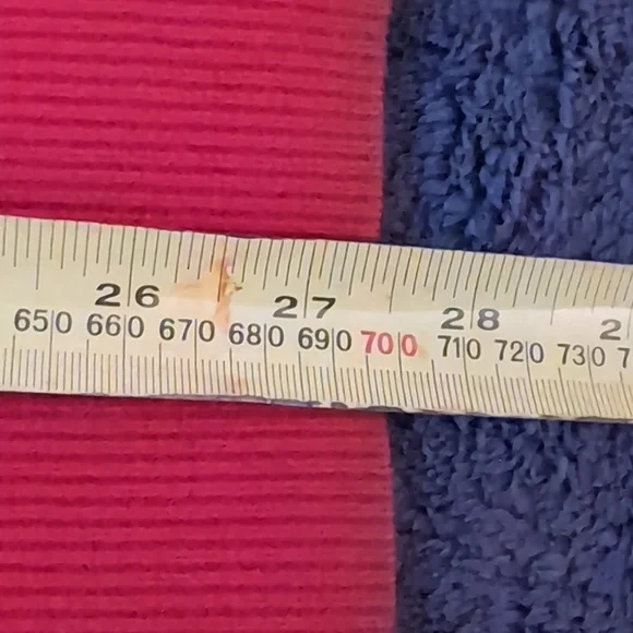 Joe Fresh| NWT Red and White Snow Flake Patterned Long Sleeve Crew Neck Sweater - Picture 8 of 15